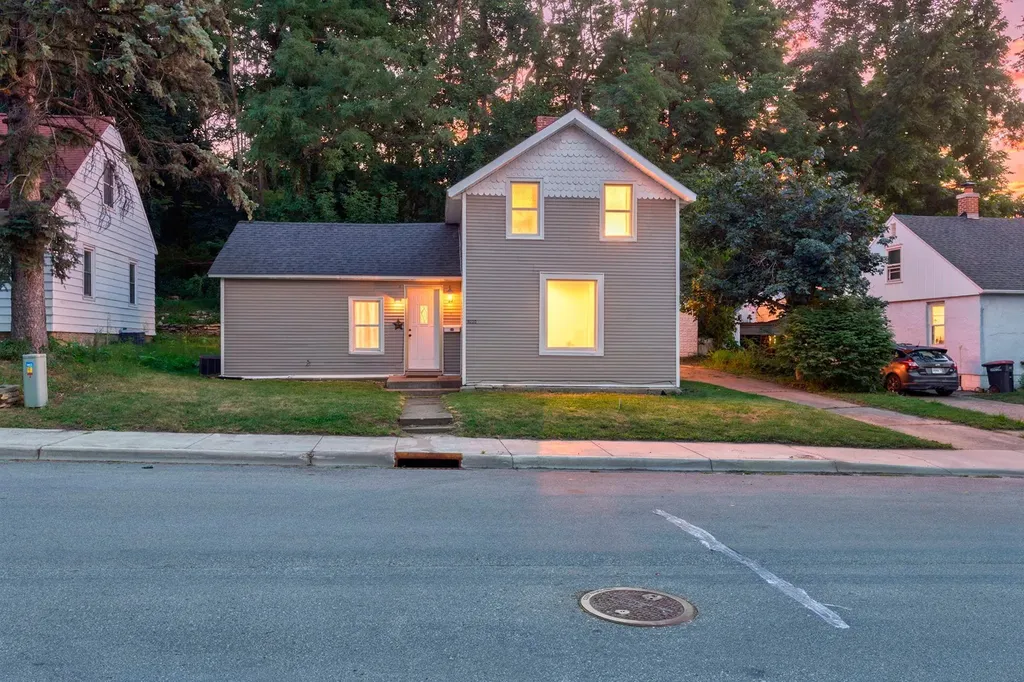 1030 Putnam Avenue Red Wing MN 55066