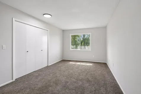 8515 W 97th Street Circle Bloomington MN 55438