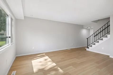 8515 W 97th Street Circle Bloomington MN 55438