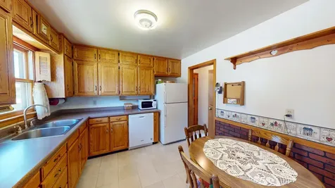 176 Powers Avenue N Alden MN 56009
