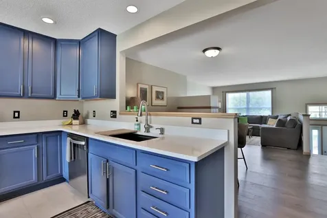 5175 Fairpoint Drive N Hugo MN 55038