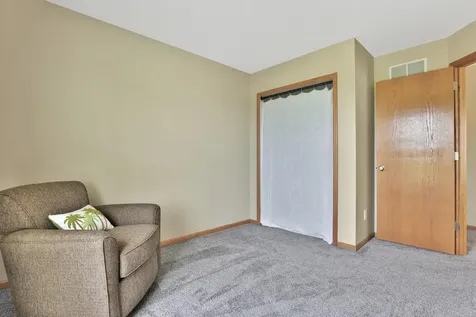 5175 Fairpoint Drive N Hugo MN 55038