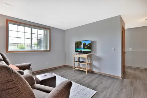 5175 Fairpoint Drive N Hugo MN 55038