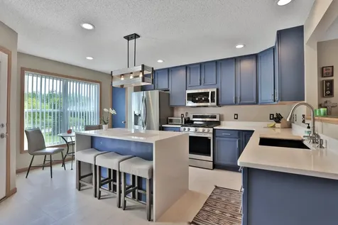 5175 Fairpoint Drive N Hugo MN 55038