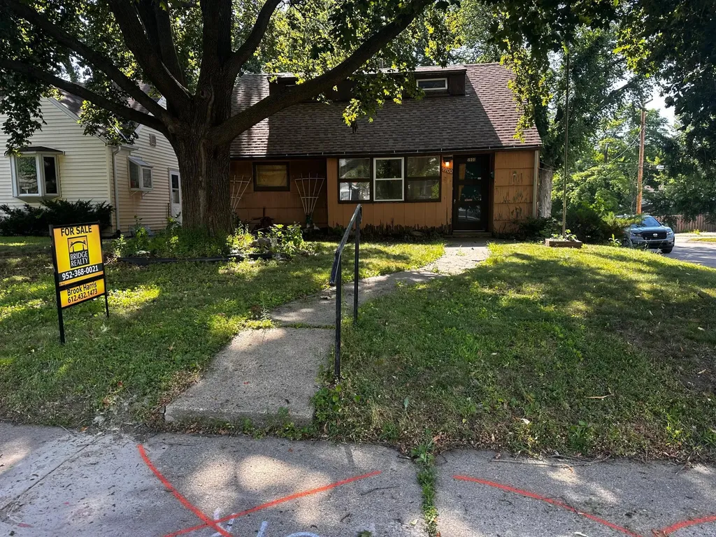 5900 Russell Avenue S Minneapolis MN 55410