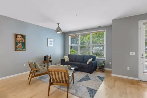209 8th Street E Saint Paul MN 55101