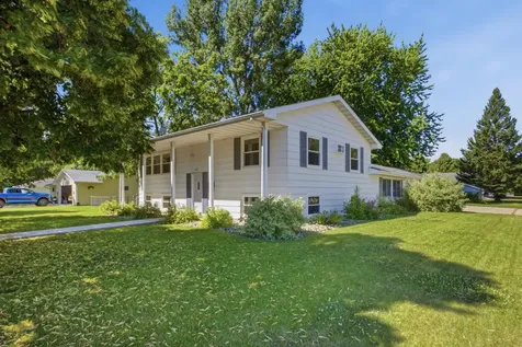 429 14th Street N Breckenridge MN 56520