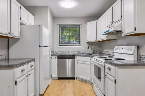 13316 Zenith Lane Eden Prairie MN 55346