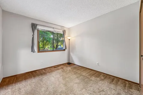 13316 Zenith Lane Eden Prairie MN 55346