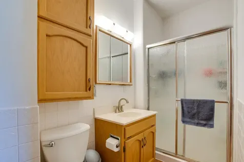 1637 8th Avenue S Fargo ND 58103