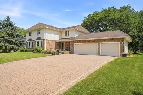 16015 46th Avenue N Plymouth MN 55446