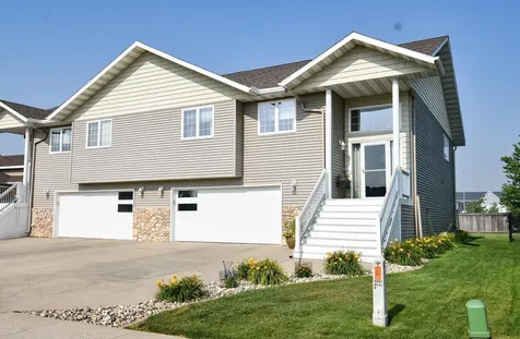 4857 44th Street S Fargo ND 58104