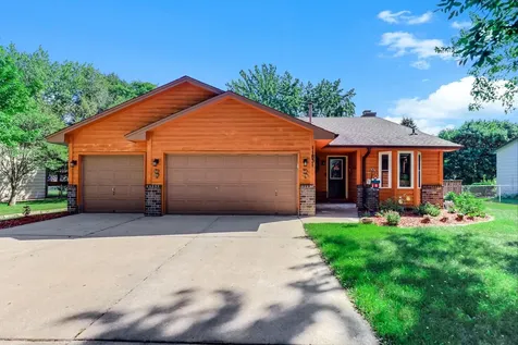 11831 Kerry Street NW Coon Rapids MN 55433