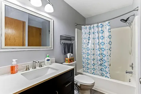 11831 Kerry Street NW Coon Rapids MN 55433