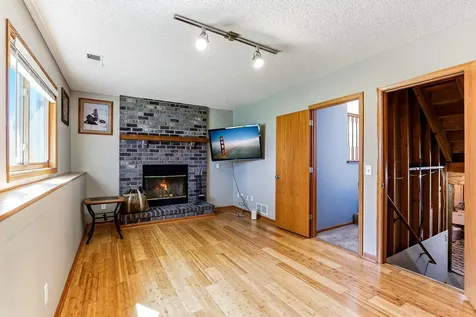 11831 Kerry Street NW Coon Rapids MN 55433