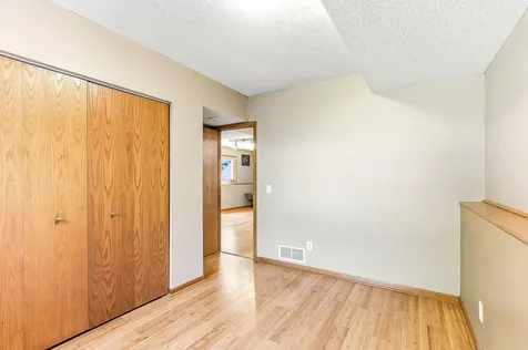 11831 Kerry Street NW Coon Rapids MN 55433