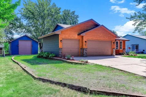 11831 Kerry Street NW Coon Rapids MN 55433