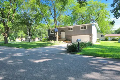 601 25th Avenue SW Willmar MN 56201