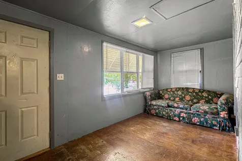 3822 Dupont Avenue N Minneapolis MN 55412