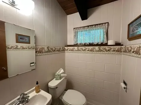 207 Kerr Avenue Coleraine MN 55722
