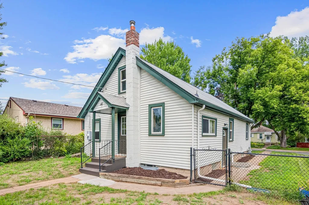 920 8th Avenue S South Saint Paul MN 55075