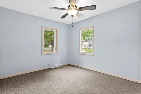 920 8th Avenue S South Saint Paul MN 55075