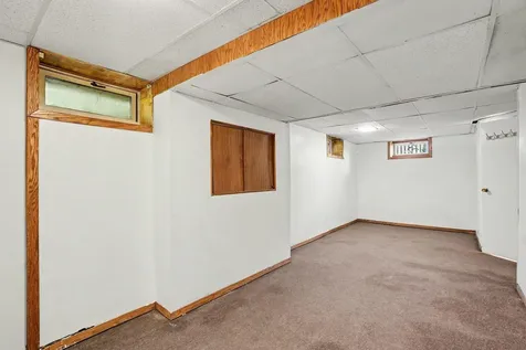 1527 Winchell Street Saint Paul MN 55106
