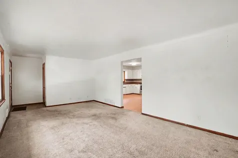 1527 Winchell Street Saint Paul MN 55106