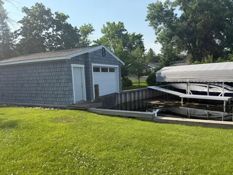 11114 Steamboat Loop NW Walker MN 56484
