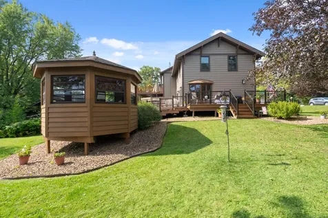 4 Lakeside Court Duluth MN 55804