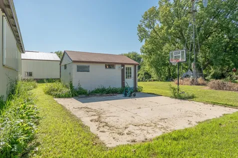 22346 302nd Street Belle Plaine MN 56011