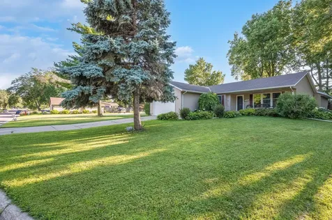684 Shoreacres Drive Fairmont MN 56031