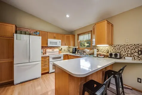 684 Shoreacres Drive Fairmont MN 56031