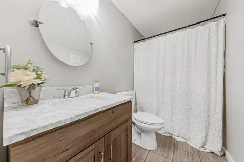 1724 Riverside Drive Shakopee MN 55379