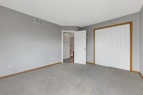 1724 Riverside Drive Shakopee MN 55379