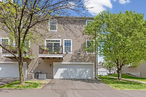 1724 Riverside Drive Shakopee MN 55379