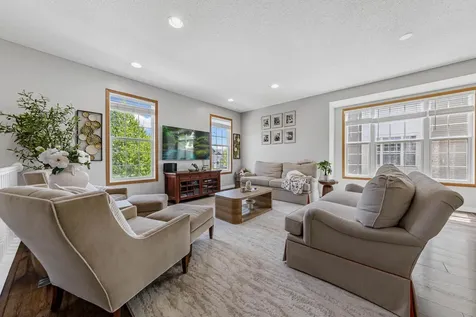 1724 Riverside Drive Shakopee MN 55379