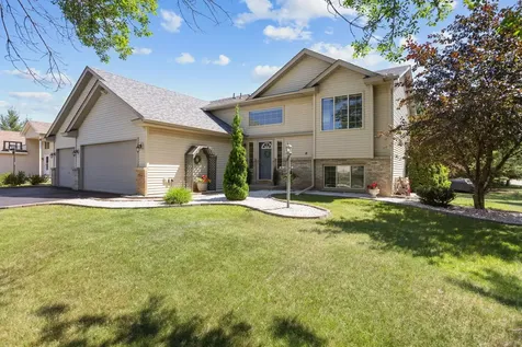 402 12th Avenue NW Isanti MN 55040