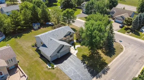 402 12th Avenue NW Isanti MN 55040