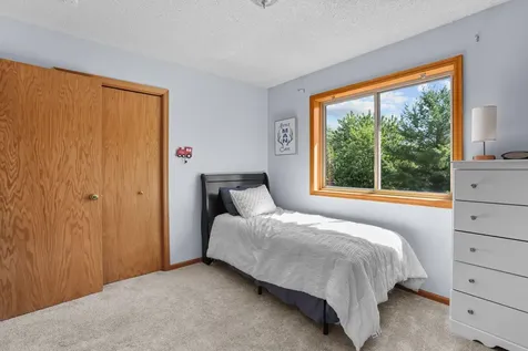 402 12th Avenue NW Isanti MN 55040