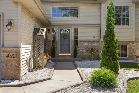 402 12th Avenue NW Isanti MN 55040