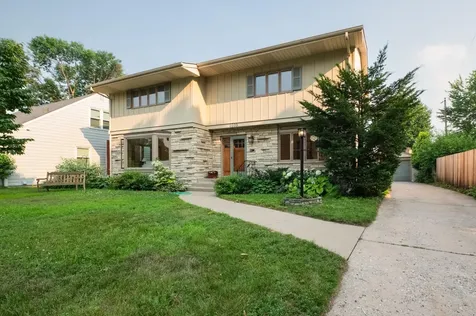 4609 Coffey Lane Minneapolis MN 55406