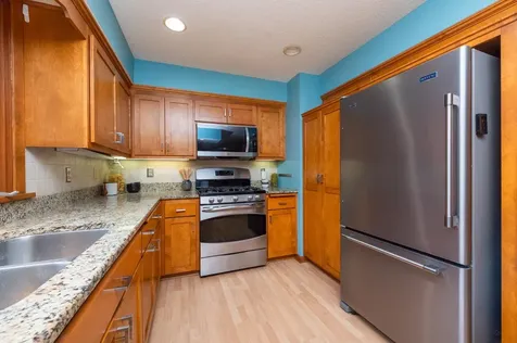 4609 Coffey Lane Minneapolis MN 55406