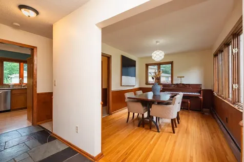 4609 Coffey Lane Minneapolis MN 55406