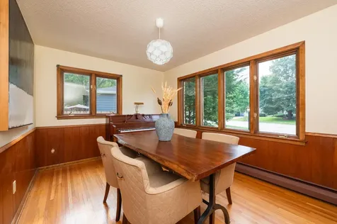 4609 Coffey Lane Minneapolis MN 55406