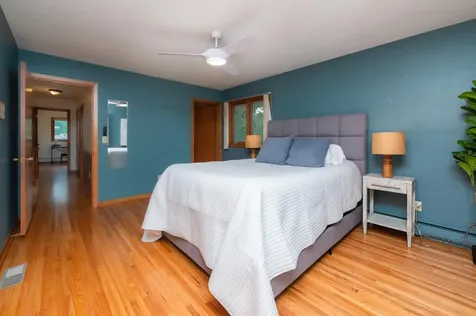 4609 Coffey Lane Minneapolis MN 55406