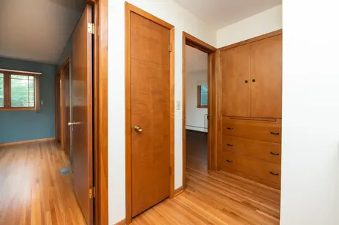 4609 Coffey Lane Minneapolis MN 55406