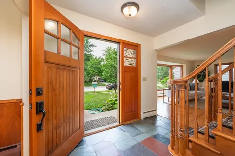 4609 Coffey Lane Minneapolis MN 55406