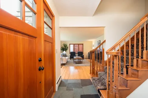 4609 Coffey Lane Minneapolis MN 55406