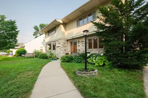 4609 Coffey Lane Minneapolis MN 55406
